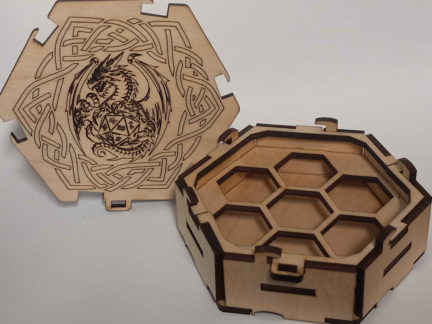 Dice box